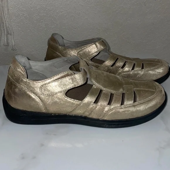 Orthopedic DREW SHOES WOMENS GINGER - GOLD Sz 10W

Item 14321-9 Drew Shoes Ginger 14321 Women main image 2